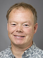 Image of Asbjørn Årøen