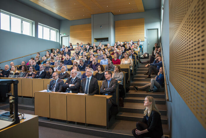 Photo of crowd at Aarhus University